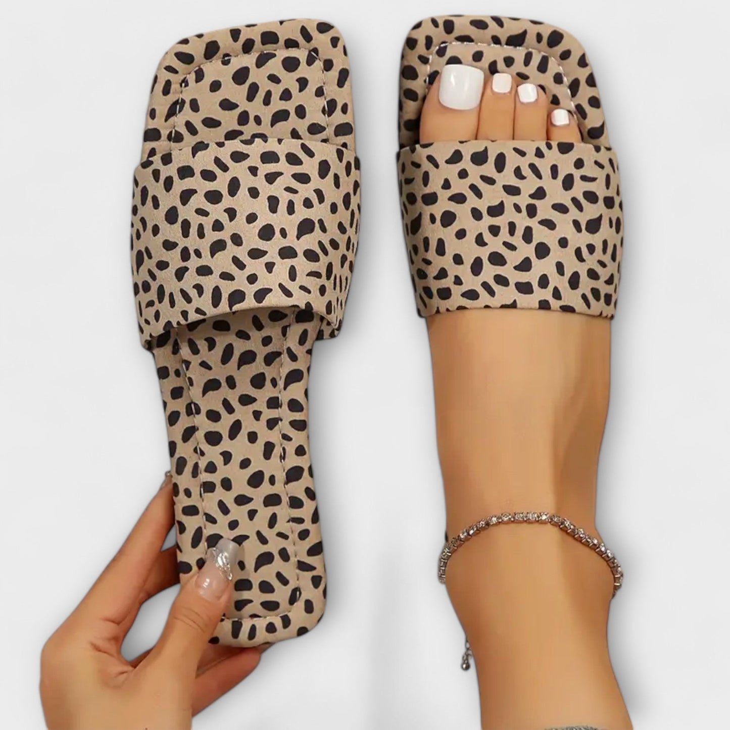 Mocasines planos con estampado de leopardo