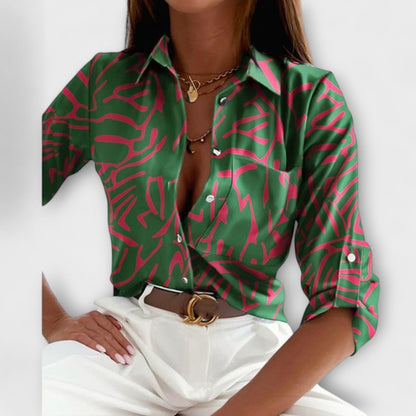 Blusa con cuello clásico