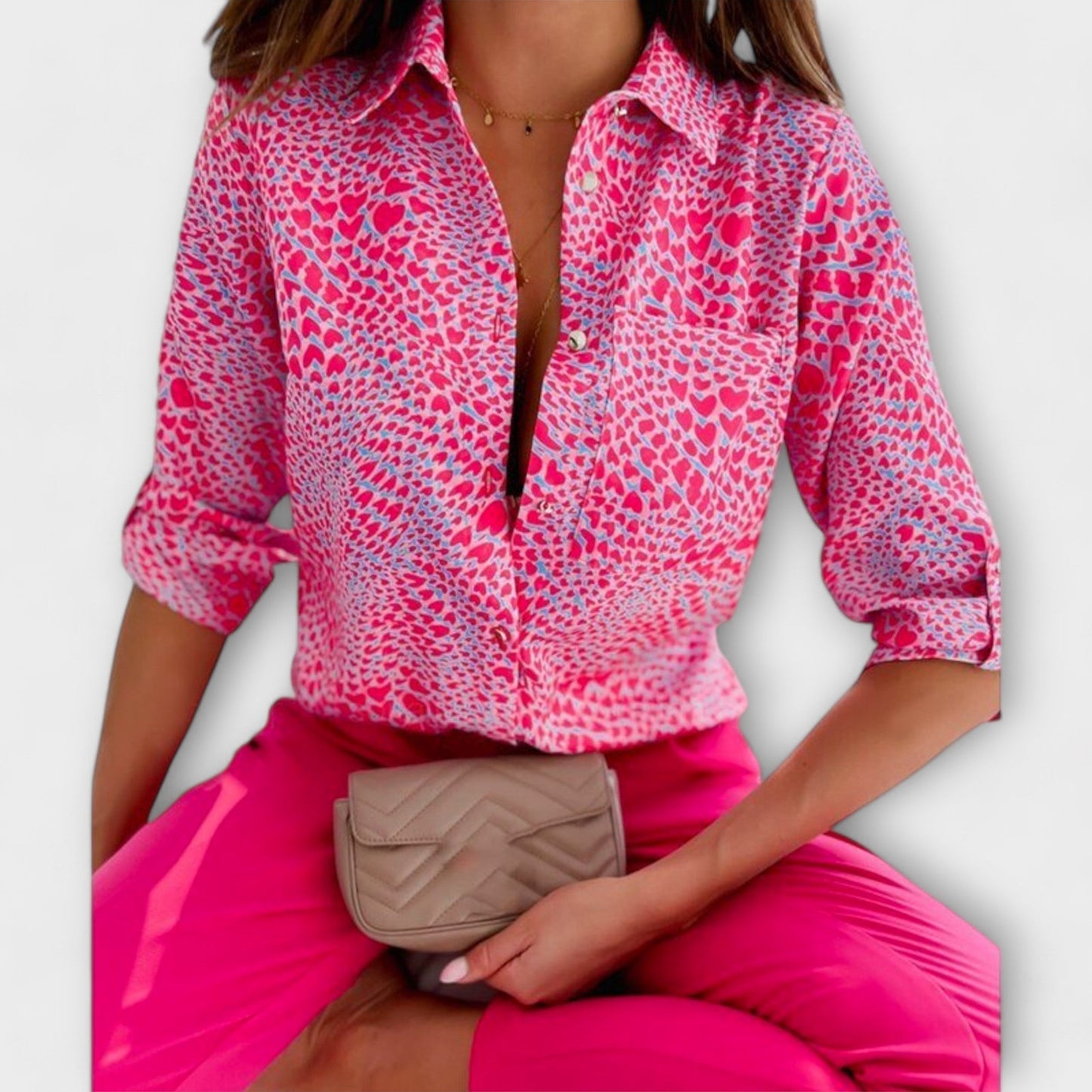 Blusa con cuello clásico